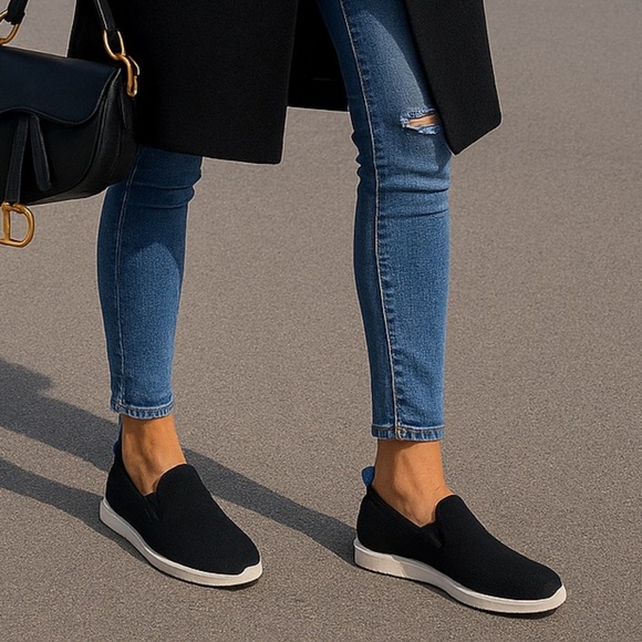 Franco Sarto Women’s Black Mesh Slip-On Sneakers Size 6M Lightweight NWB - Picture 2 of 10